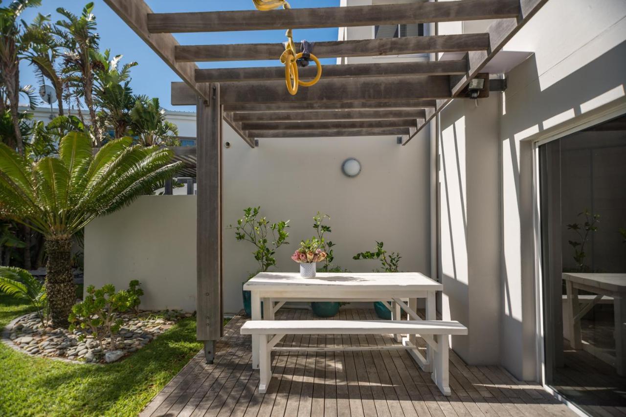 Ocean12 Guesthouse Sunset Beach Cidade Do Cabo Exterior foto