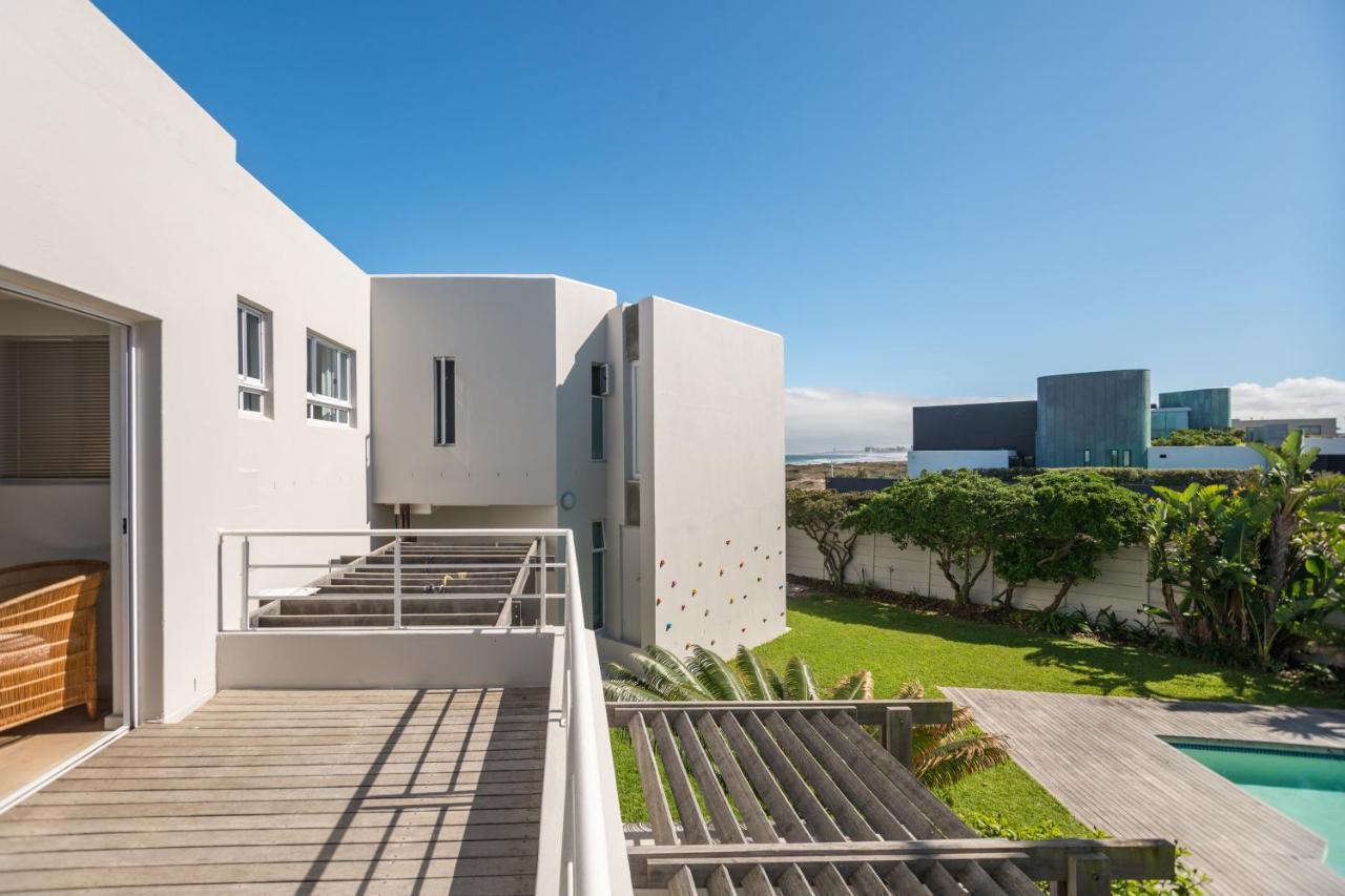 Ocean12 Guesthouse Sunset Beach Cidade Do Cabo Exterior foto